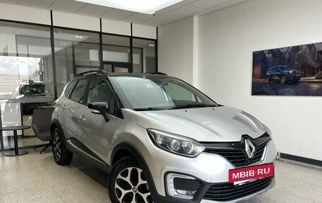 Renault Kaptur I рестайлинг, 2017 год, 1 450 000 рублей, 4 фотография