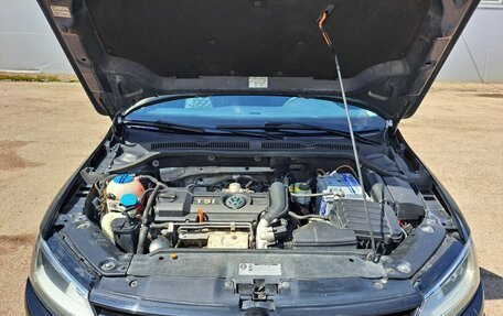 Volkswagen Jetta VI, 2011 год, 869 000 рублей, 9 фотография