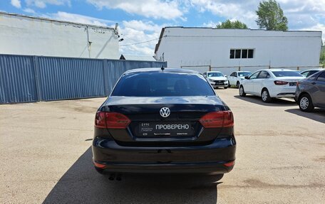 Volkswagen Jetta VI, 2011 год, 869 000 рублей, 6 фотография