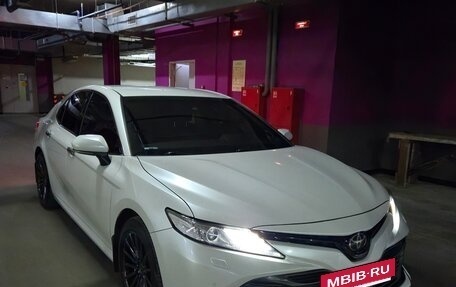 Toyota Camry, 2018 год, 2 950 000 рублей, 2 фотография