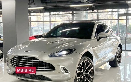 Aston Martin DBX I, 2022 год, 15 409 027 рублей, 2 фотография