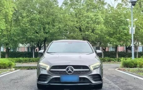 Mercedes-Benz A-Класс, 2022 год, 1 830 000 рублей, 3 фотография