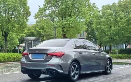 Mercedes-Benz A-Класс, 2022 год, 1 830 000 рублей, 12 фотография