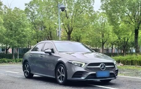Mercedes-Benz A-Класс, 2022 год, 1 830 000 рублей, 11 фотография