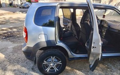 Chevrolet Niva I рестайлинг, 2018 год, 750 000 рублей, 1 фотография