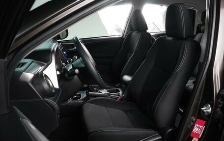 Toyota RAV4, 2018 год, 2 549 000 рублей, 10 фотография