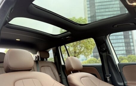 Mercedes-Benz GLB, 2022 год, 2 230 000 рублей, 7 фотография