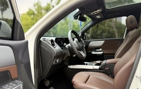 Mercedes-Benz GLB, 2022 год, 2 230 000 рублей, 11 фотография