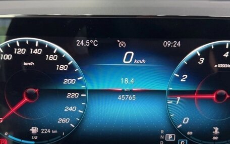Mercedes-Benz GLB, 2022 год, 2 230 000 рублей, 5 фотография