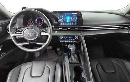 Hyundai Avante, 2021 год, 1 530 000 рублей, 12 фотография