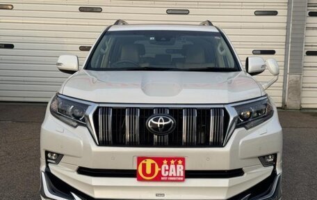 Toyota Land Cruiser Prado 150 рестайлинг 2, 2022 год, 4 050 000 рублей, 2 фотография