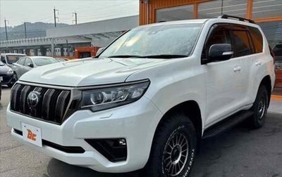 Toyota Land Cruiser Prado 150 рестайлинг 2, 2022 год, 4 080 000 рублей, 1 фотография