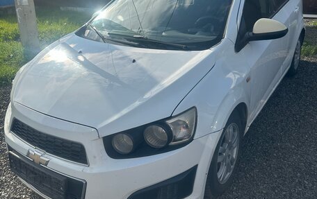 Chevrolet Aveo III, 2013 год, 250 000 рублей, 1 фотография