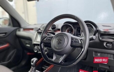 Suzuki Swift V, 2022 год, 1 222 000 рублей, 10 фотография