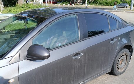 Chevrolet Cruze II, 2010 год, 410 000 рублей, 13 фотография