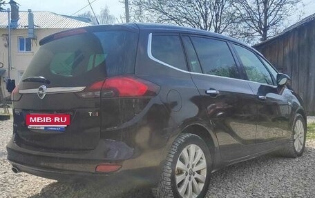 Opel Zafira C рестайлинг, 2013 год, 1 300 000 рублей, 4 фотография