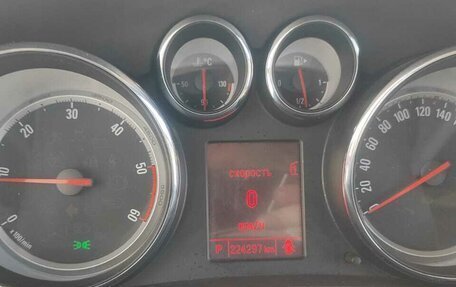 Opel Zafira C рестайлинг, 2013 год, 1 300 000 рублей, 10 фотография
