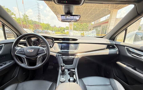 Cadillac XT5 I рестайлинг, 2022 год, 2 230 000 рублей, 7 фотография