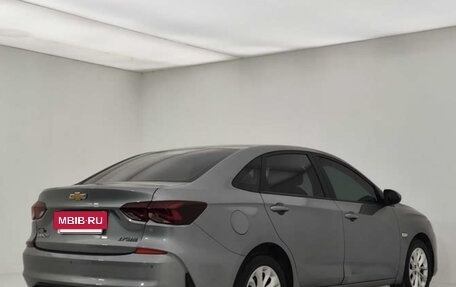 Chevrolet Monza, 2022 год, 1 000 000 рублей, 4 фотография