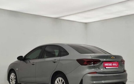 Chevrolet Monza, 2022 год, 1 000 000 рублей, 6 фотография