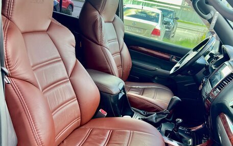 Toyota Land Cruiser Prado 120 рестайлинг, 2006 год, 1 950 000 рублей, 12 фотография