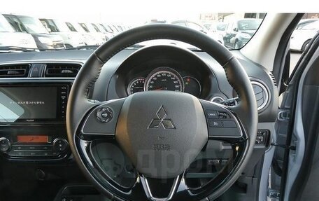 Mitsubishi Mirage VI рестайлинг, 2022 год, 770 000 рублей, 13 фотография