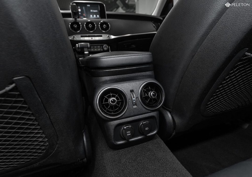 KIA Stinger, 2019 год, 2 280 000 рублей, 14 фотография