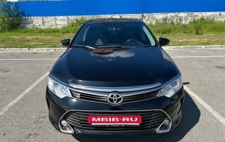 Toyota Camry, 2015 год, 2 000 000 рублей, 4 фотография