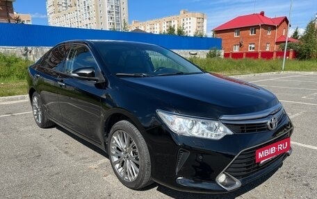 Toyota Camry, 2015 год, 2 000 000 рублей, 5 фотография