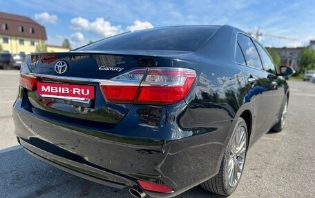 Toyota Camry, 2015 год, 2 000 000 рублей, 2 фотография
