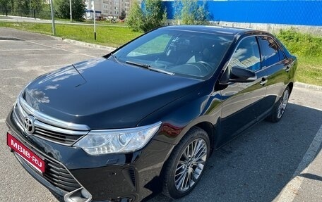 Toyota Camry, 2015 год, 2 000 000 рублей, 11 фотография