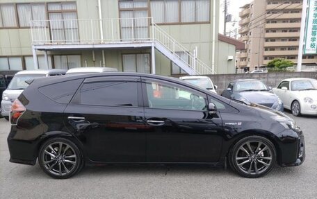 Toyota Prius Alpha I (ZVW40/41), 2020 год, 1 685 000 рублей, 4 фотография