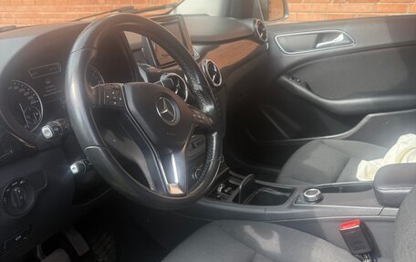 Mercedes-Benz B-Класс, 2014 год, 1 000 000 рублей, 4 фотография