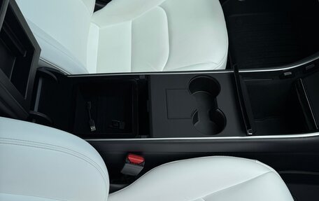 Tesla Model 3 I, 2019 год, 3 200 000 рублей, 13 фотография