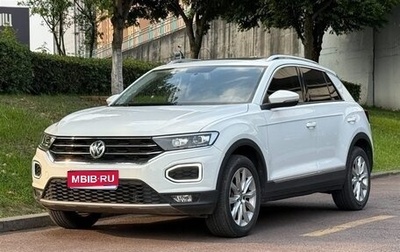 Volkswagen T-Roc I, 2021 год, 1 299 123 рублей, 1 фотография