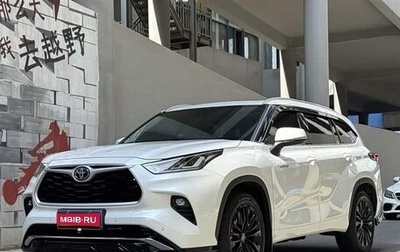 Toyota Highlander, 2022 год, 3 980 000 рублей, 1 фотография