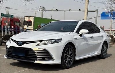 Toyota Camry, 2021 год, 2 400 000 рублей, 1 фотография