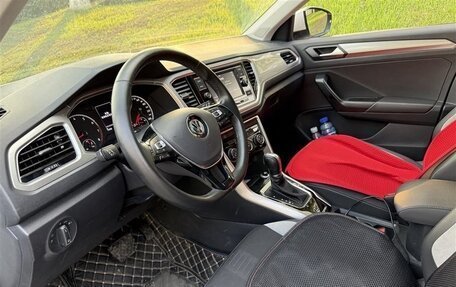 Volkswagen T-Roc I, 2021 год, 1 299 123 рублей, 6 фотография
