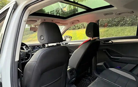 Volkswagen T-Roc I, 2021 год, 1 299 123 рублей, 12 фотография