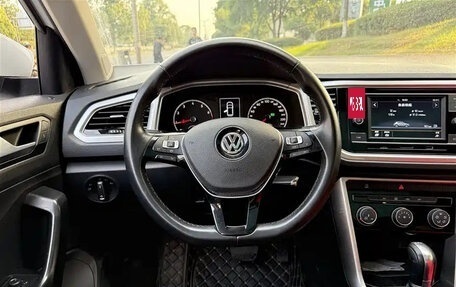 Volkswagen T-Roc I, 2021 год, 1 299 123 рублей, 8 фотография