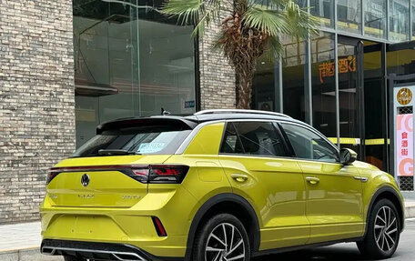 Volkswagen T-Roc I, 2023 год, 1 788 123 рублей, 6 фотография