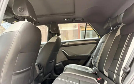 Volkswagen T-Roc I, 2023 год, 1 788 123 рублей, 13 фотография