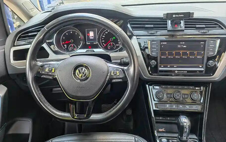 Volkswagen Touran III, 2021 год, 1 499 123 рублей, 11 фотография
