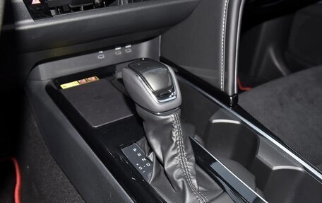Toyota Camry, 2025 год, 2 780 111 рублей, 15 фотография