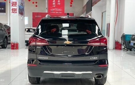 Chevrolet Equinox III, 2022 год, 1 500 000 рублей, 6 фотография