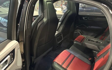 Porsche Cayenne III, 2021 год, 13 000 000 рублей, 6 фотография