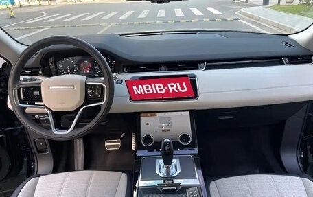 Land Rover Range Rover Evoque II, 2022 год, 2 840 000 рублей, 22 фотография