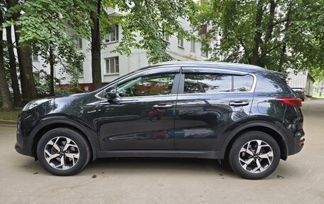 KIA Sportage IV рестайлинг, 2020 год, 2 500 000 рублей, 3 фотография