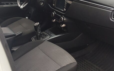 KIA Rio IV, 2018 год, 1 000 000 рублей, 8 фотография