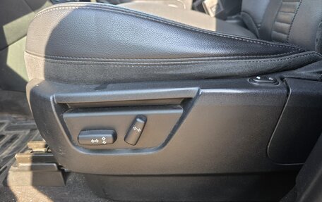 Land Rover Freelander II рестайлинг 2, 2013 год, 1 469 000 рублей, 21 фотография